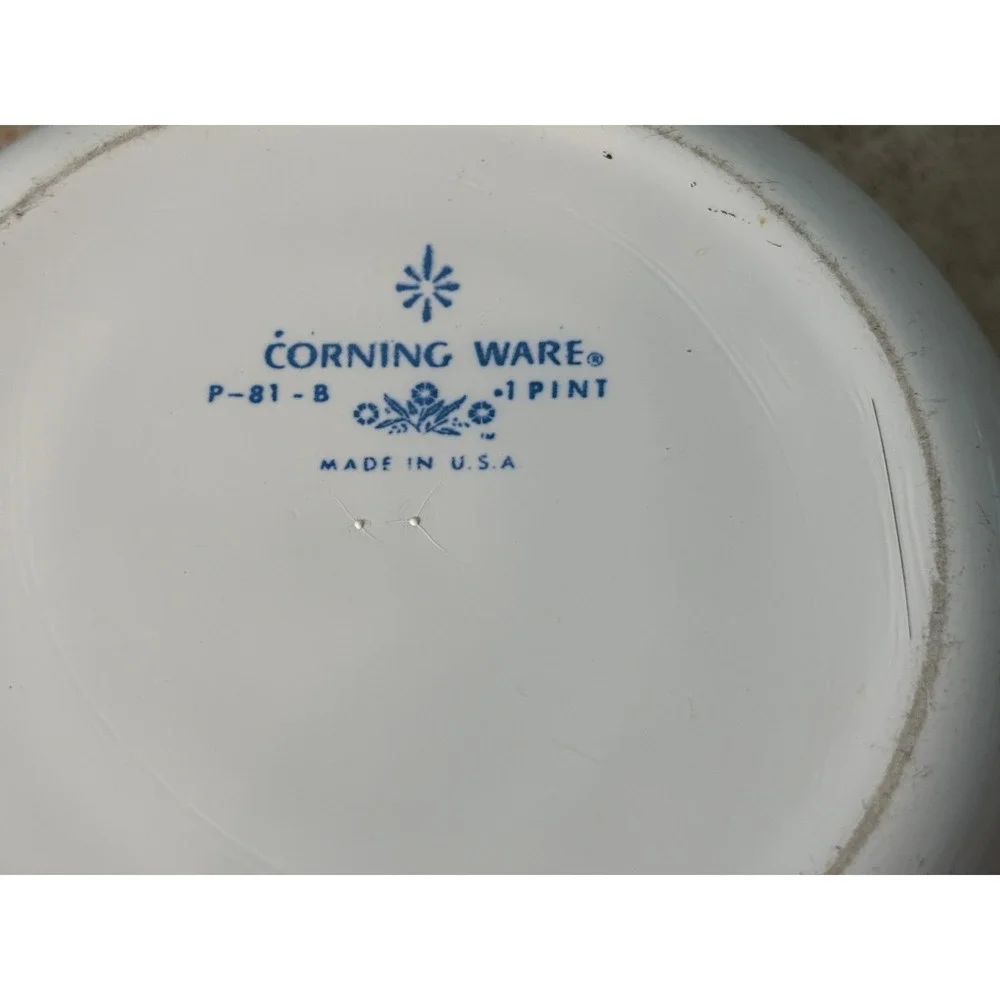 Corning Ware P-82-B Blue Cornflower 1.5 Pint Saucepan with Handle Vintage USA